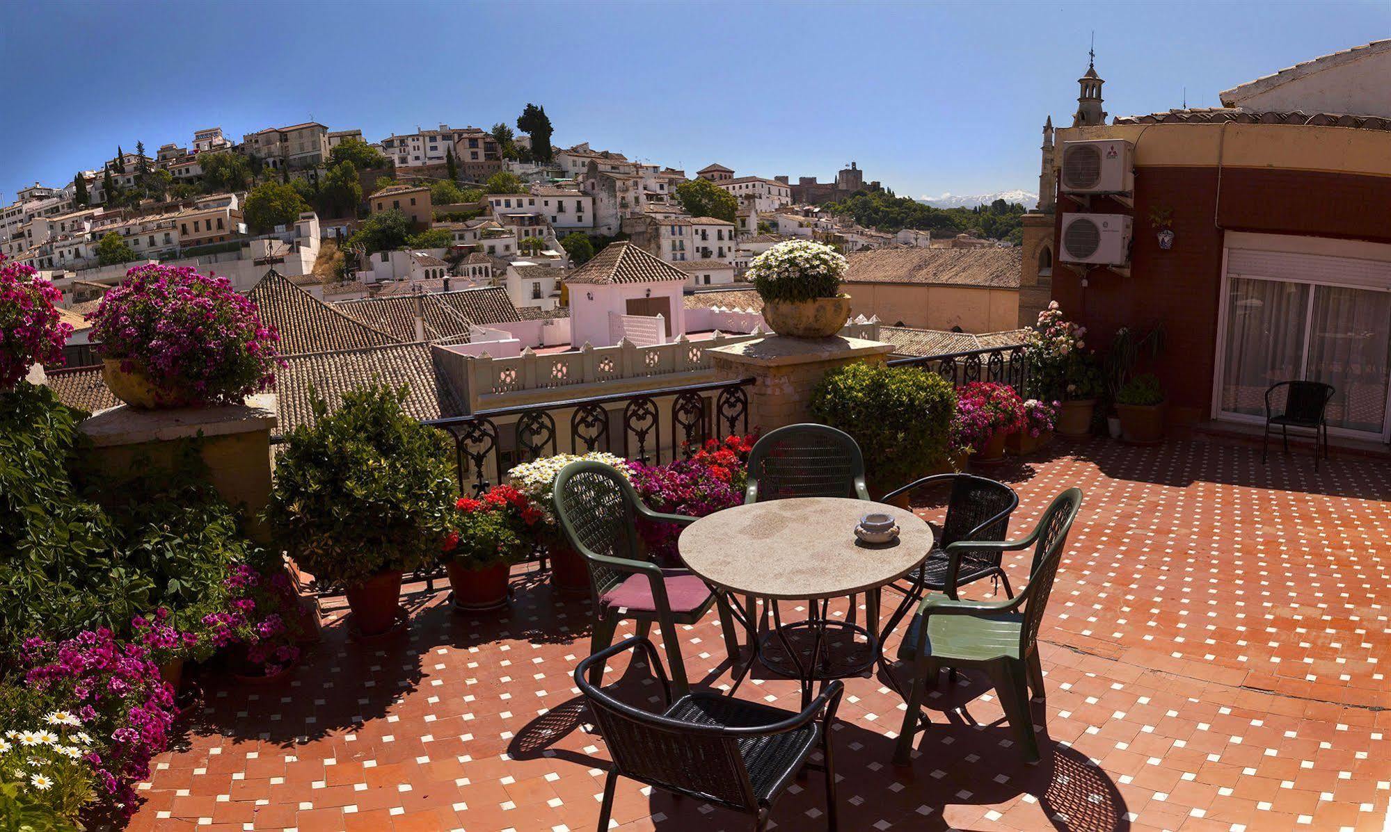 Hostal Londres Granada Eksteriør billede