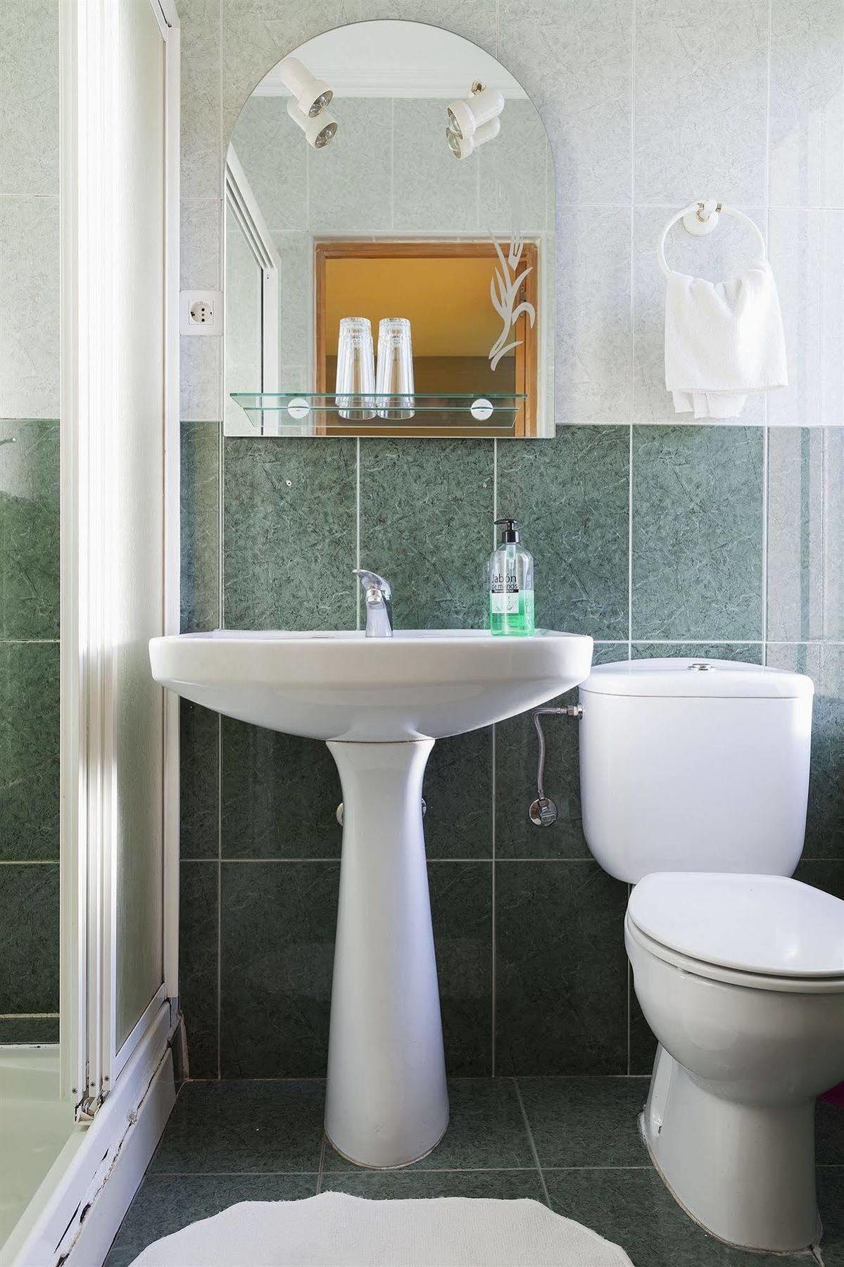 Hostal Londres Granada Eksteriør billede
